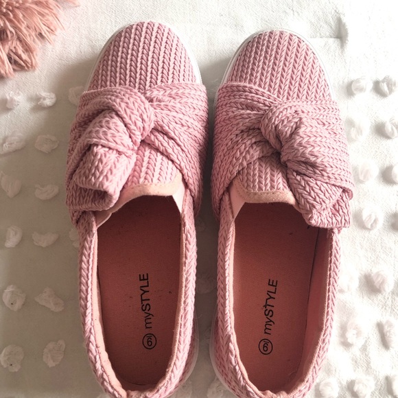 Dusty Rose Loafers with Waffle Bow Knot - Picture 8 of 9